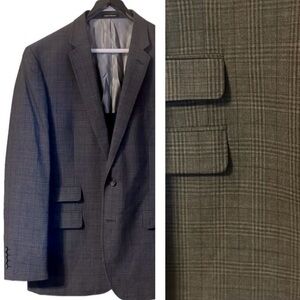 Egara Gray Blazer 100% Wool Plaid Partly Lined Sports Coat Size 42R Slim Fit